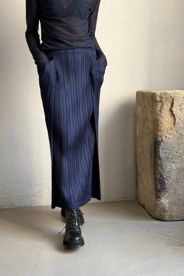 ISSEY MIYAKE PLEATS PLEASE modrá sukně s kapsami