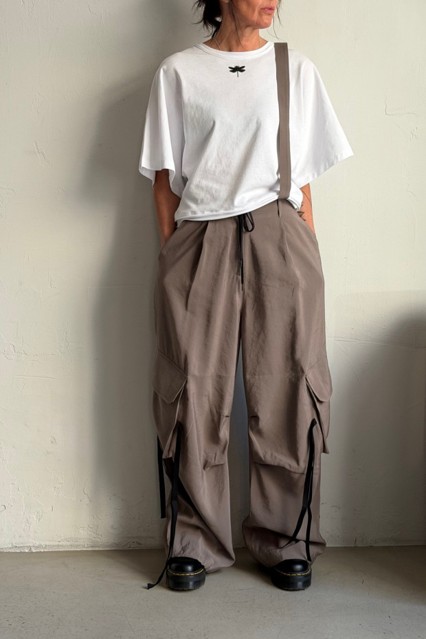 ISABEL BENENATO Wide cargo pants with suspenders