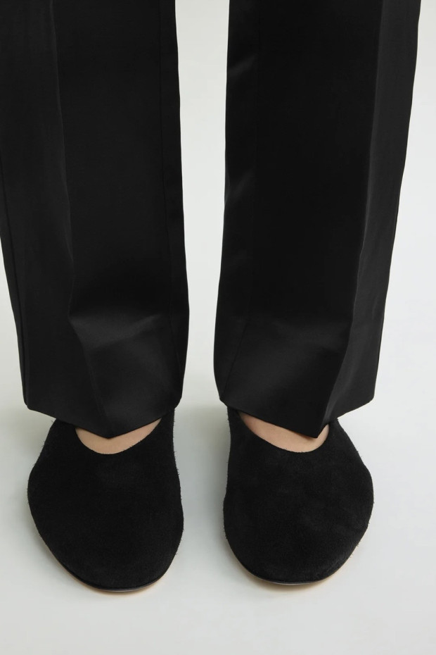 TOTEME Slip suede ballerinas cashew