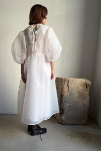 CECILIE BAHNSEN Darmen šaty v bílé barvě